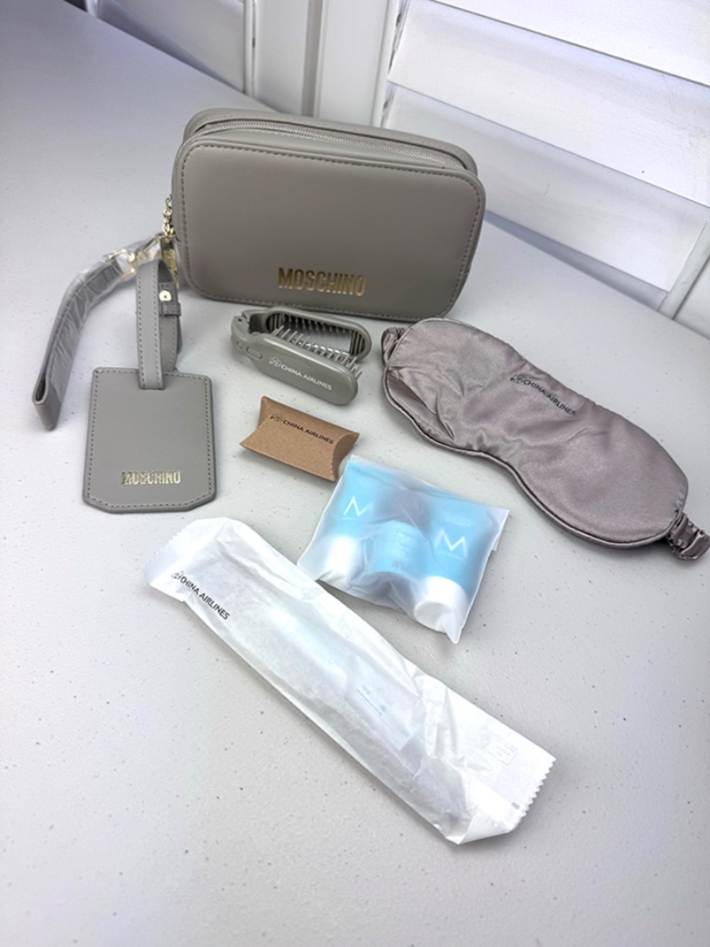 NWT Moschino Faux Leather Amenity/Travel Kit - Dark Grey (A230)